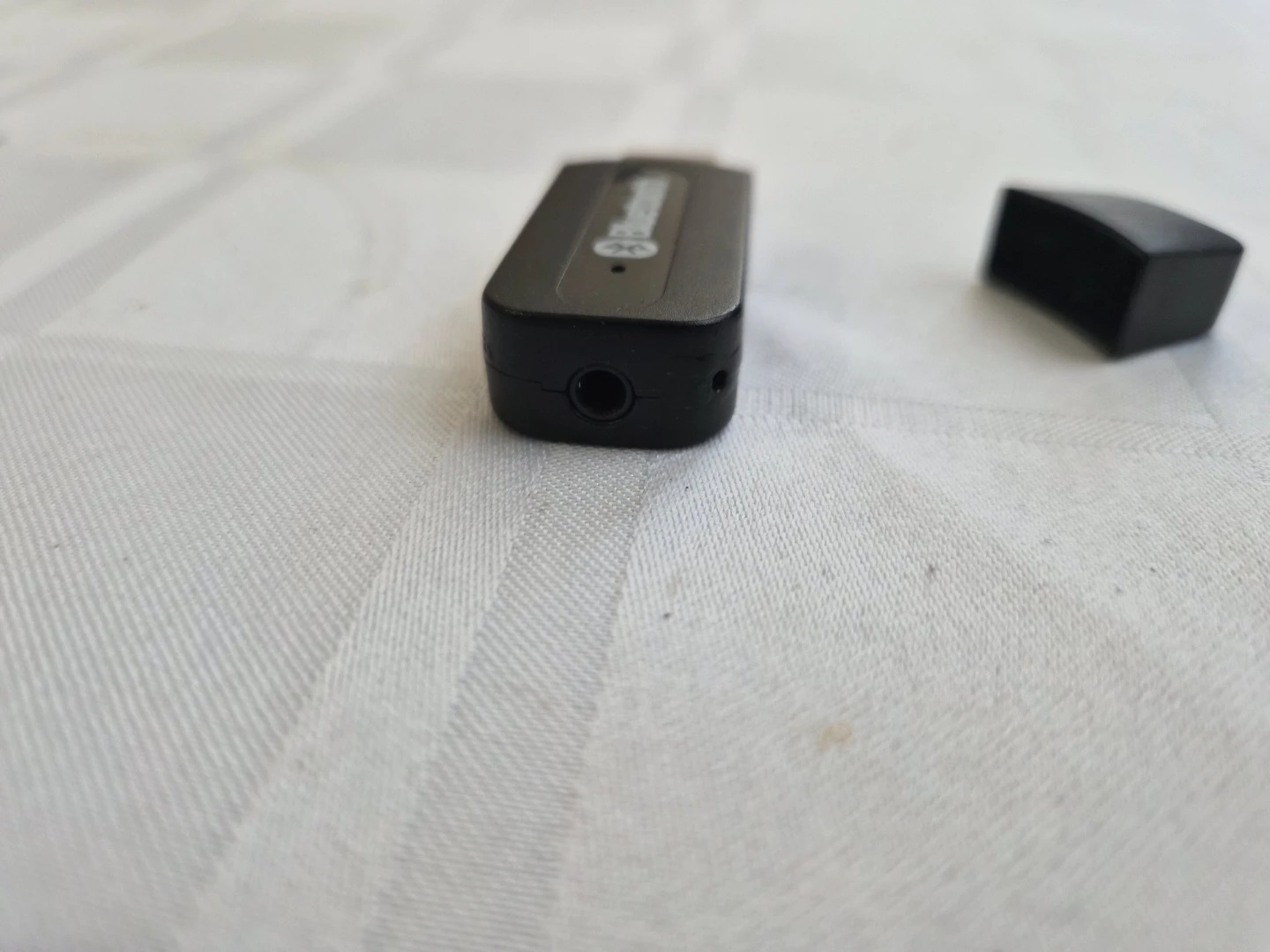 Bluetooth audio receiver with 3.5mm jack - photo 3