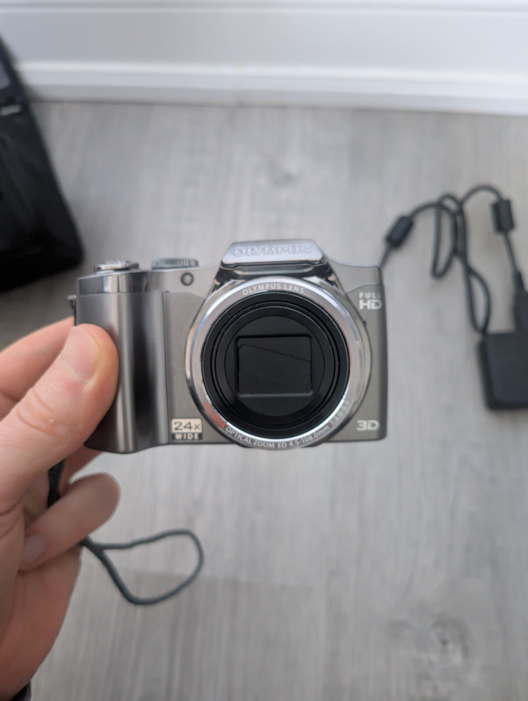Olympus SZ-30MR 16MP Digital Camera with Case