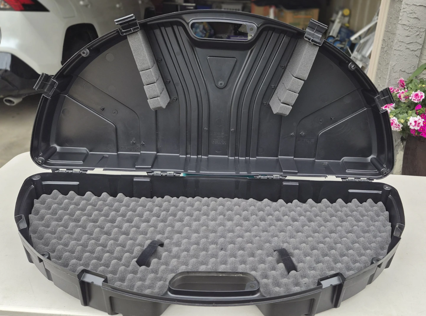 Plano Bow Guard Archery Bow Case - photo 4