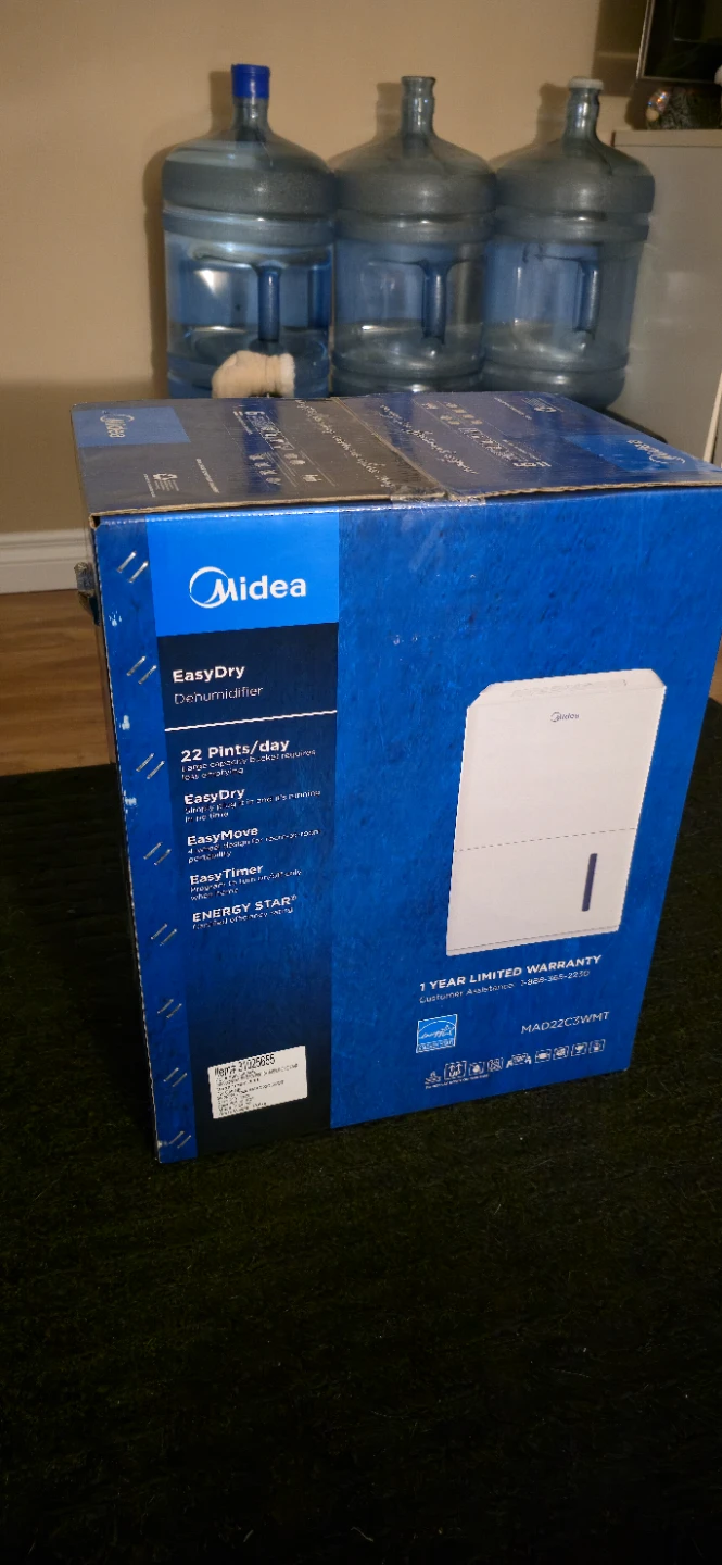 Midea EasyDry Dehumidifier 22 Pints/day - photo 2