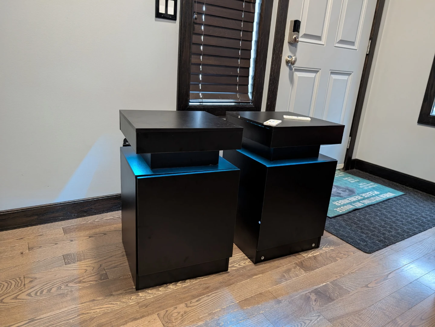 End tables that light up