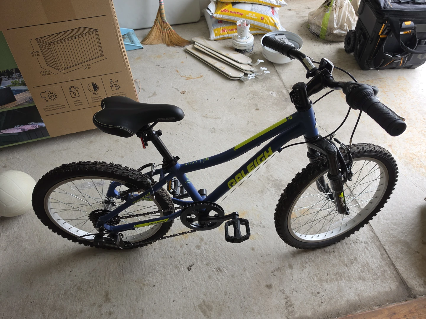 Raleigh Kids' Trail Bike