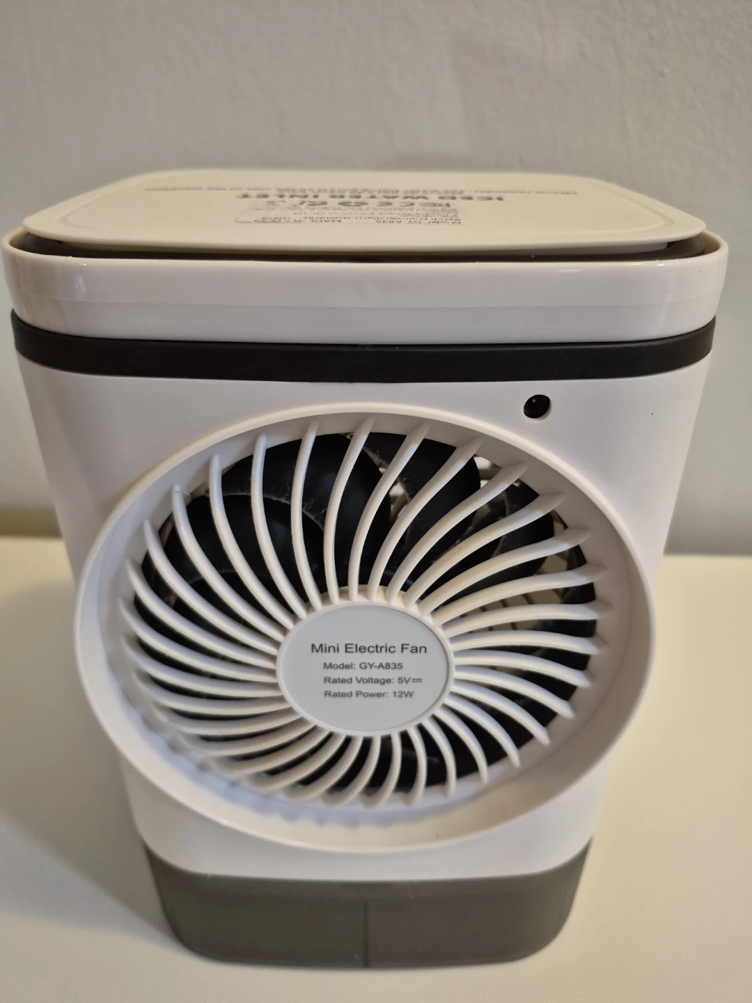 Mini Electric Fan - Portable Cooler with Multi Gear Control - photo 3