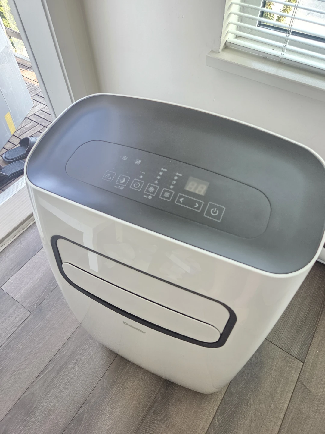 Danby 10000 BTU Portable Air Conditioner - photo 2
