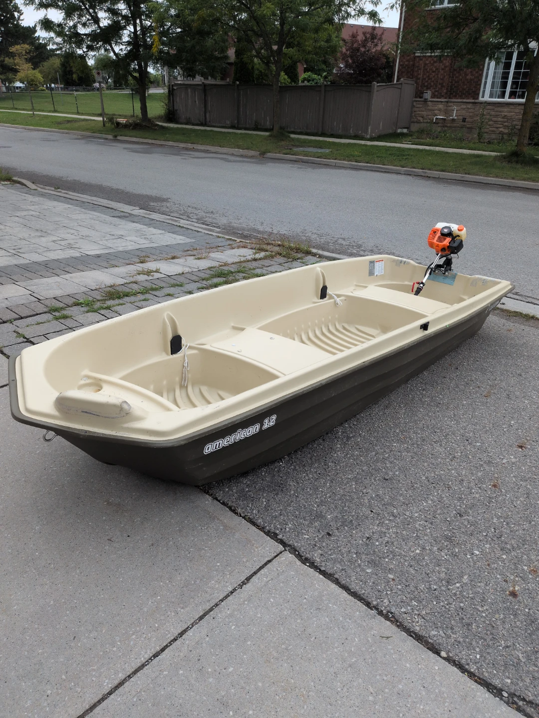 Sun Dolphin American 12 Jon Boat with Motor - photo 2