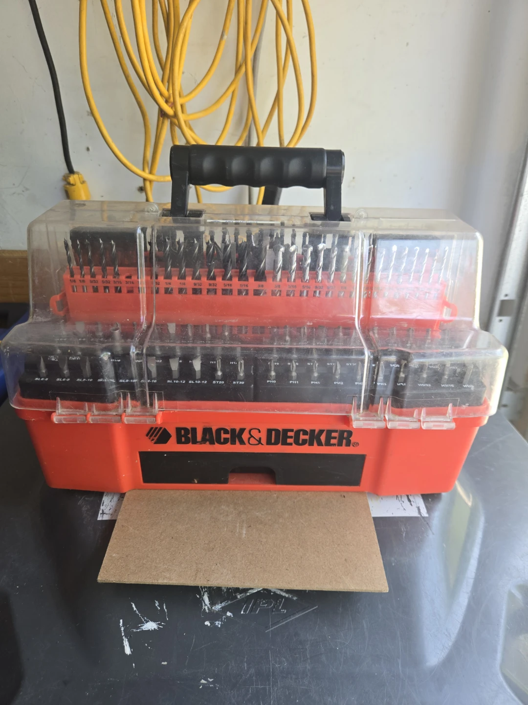 Black & Decker Drill Bit and Driver Set with Case - photo 2