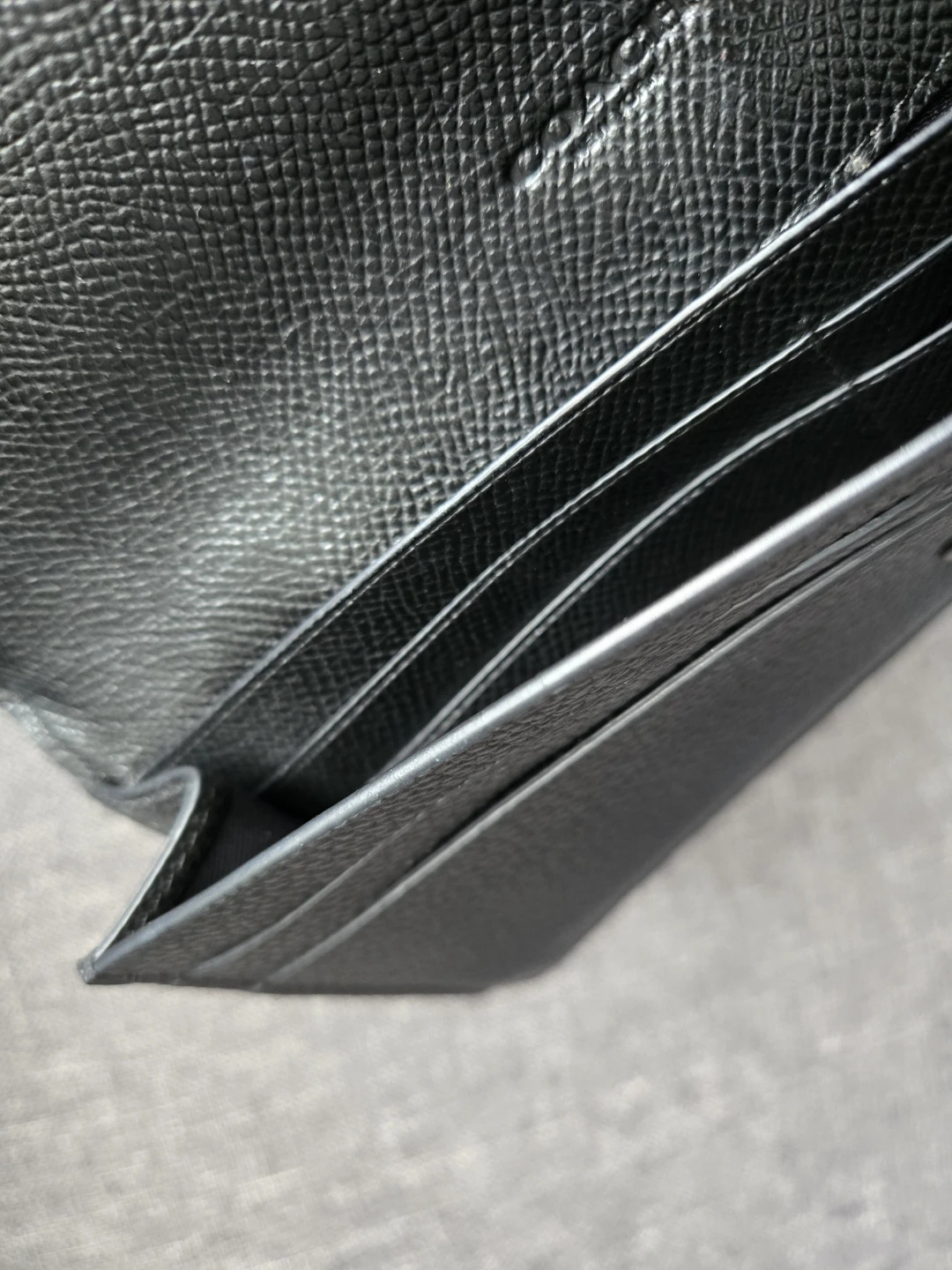 Coach Black Leather Bifold Wallet - photo 2