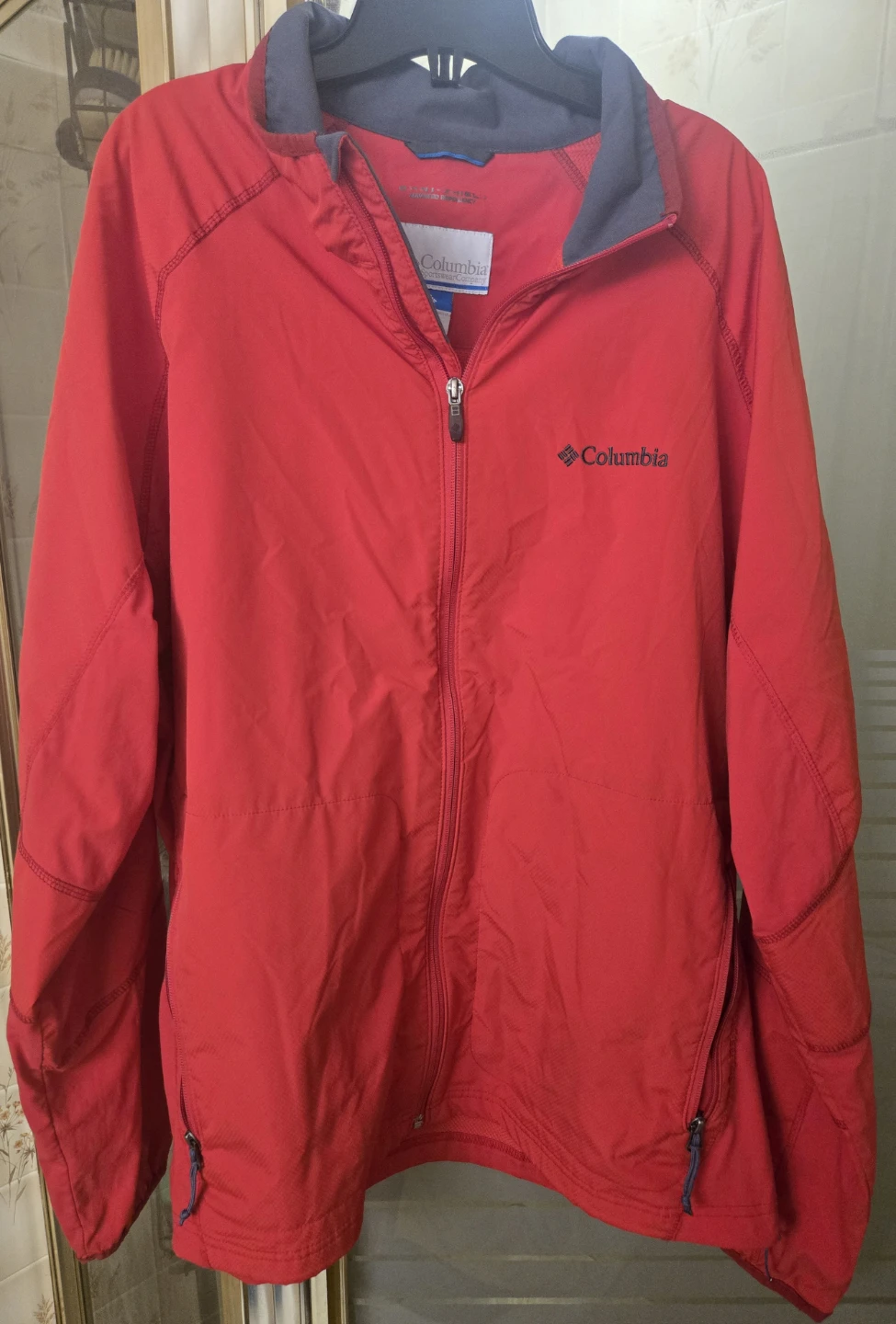 Columbia Men's Omni-Shield Wind Shell Jacket. XXL. EUC.