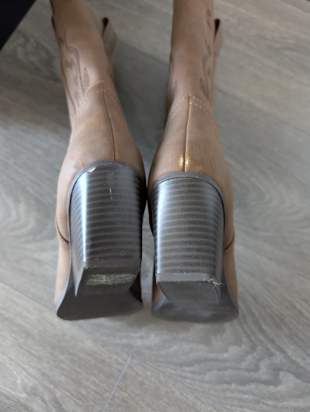 Brown Cowboy Boots US 7 - photo 4