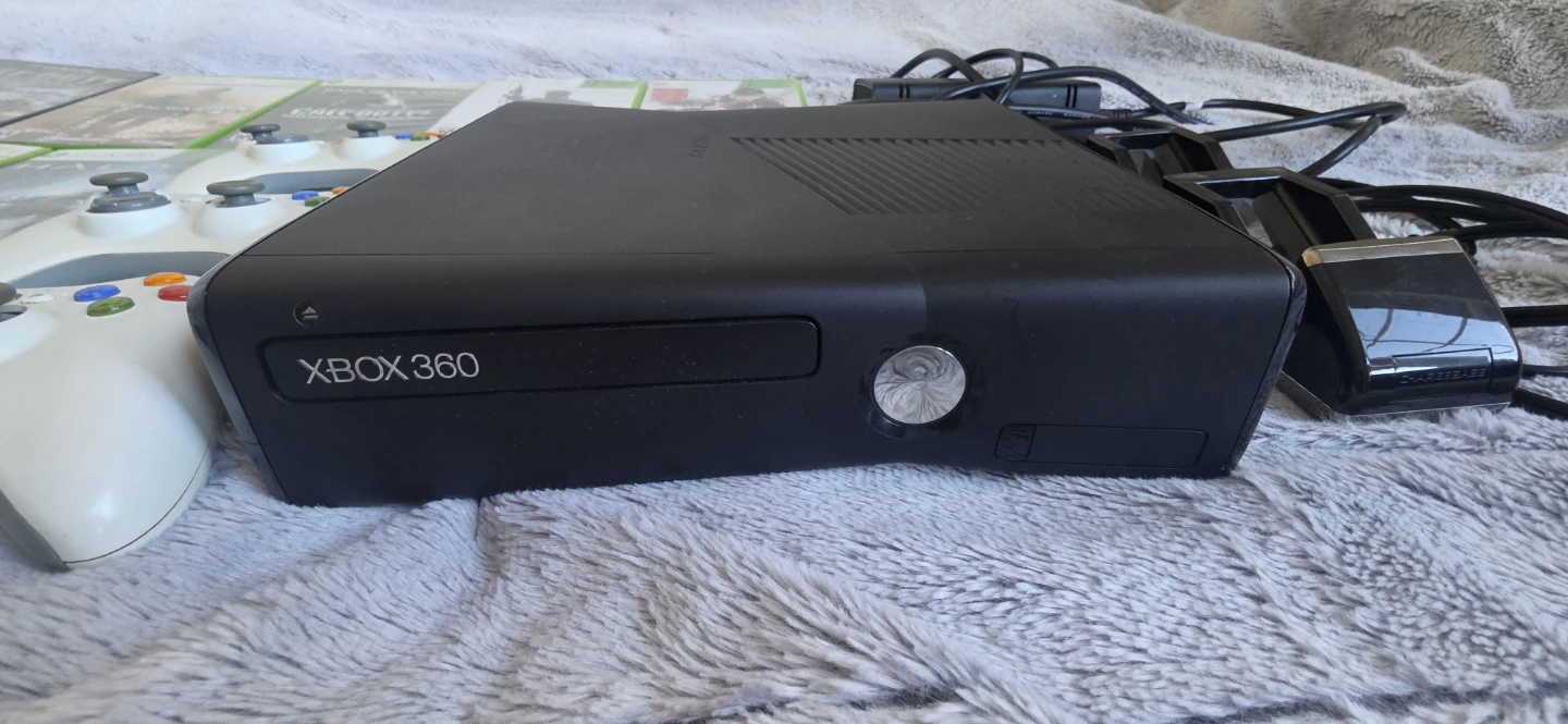 XBox 360 - Bundle Price - (Not Selling items Separately) - photo 2