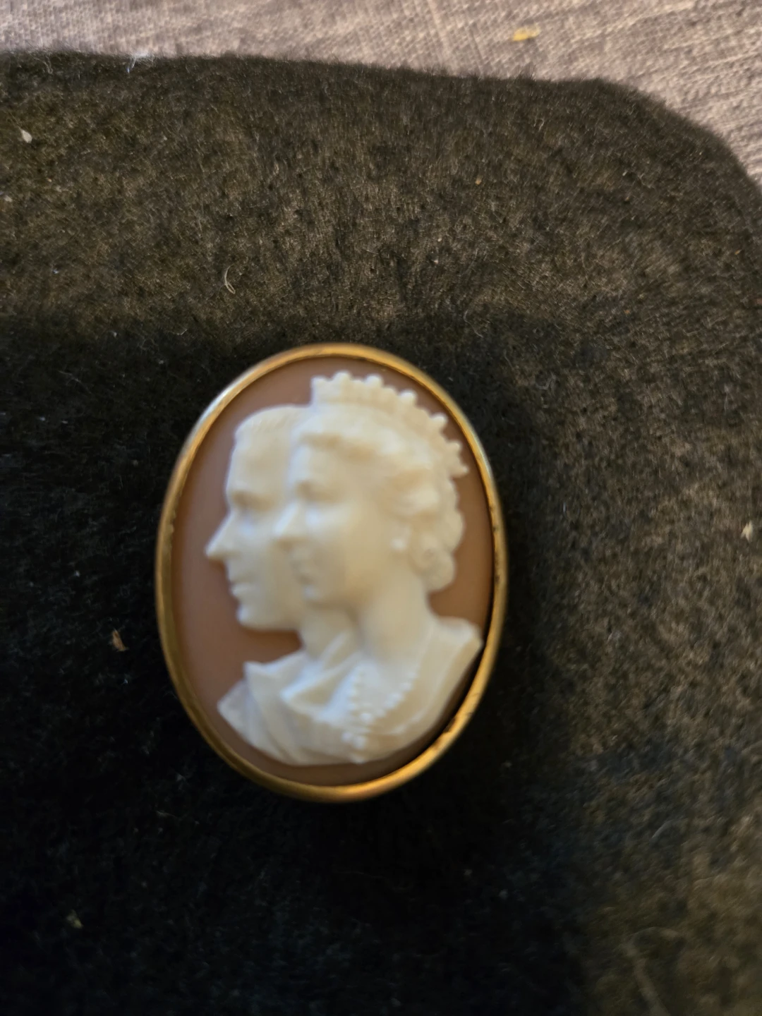 Queen Elizabeth II Coronation Commemorative Items - photo 3