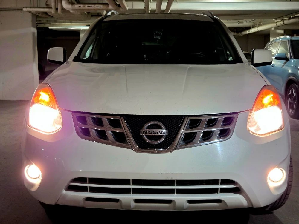 White Nissan Rogue SUV 2013 Special Edition - photo 5