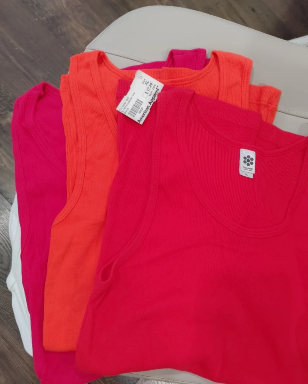 🧡BRAND NEW FOUR AMERICAN APPAREL TANK TOPS WOMANS L/ XL