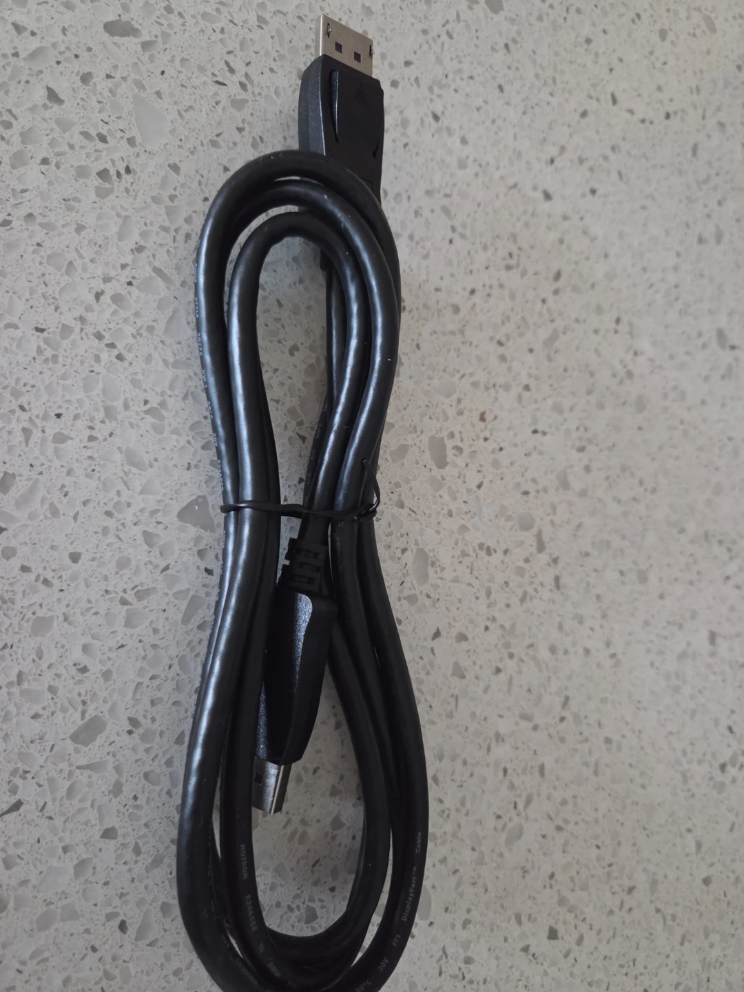 Black DisplayPort to DisplayPort Cable