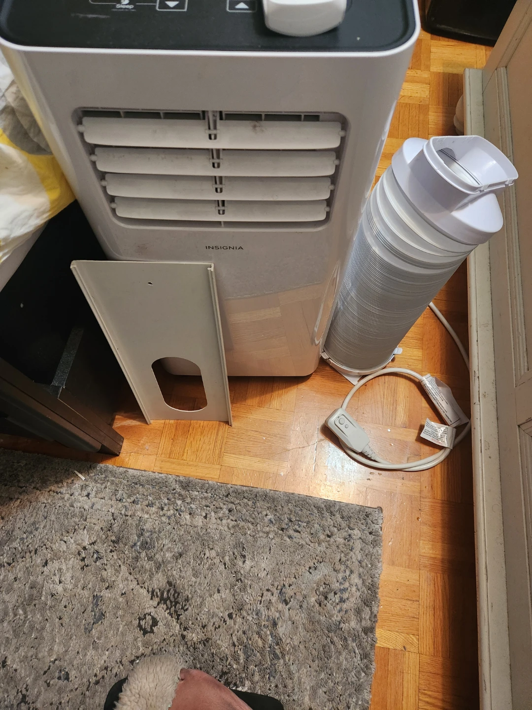 Portable air conditioner almost new - photo 2