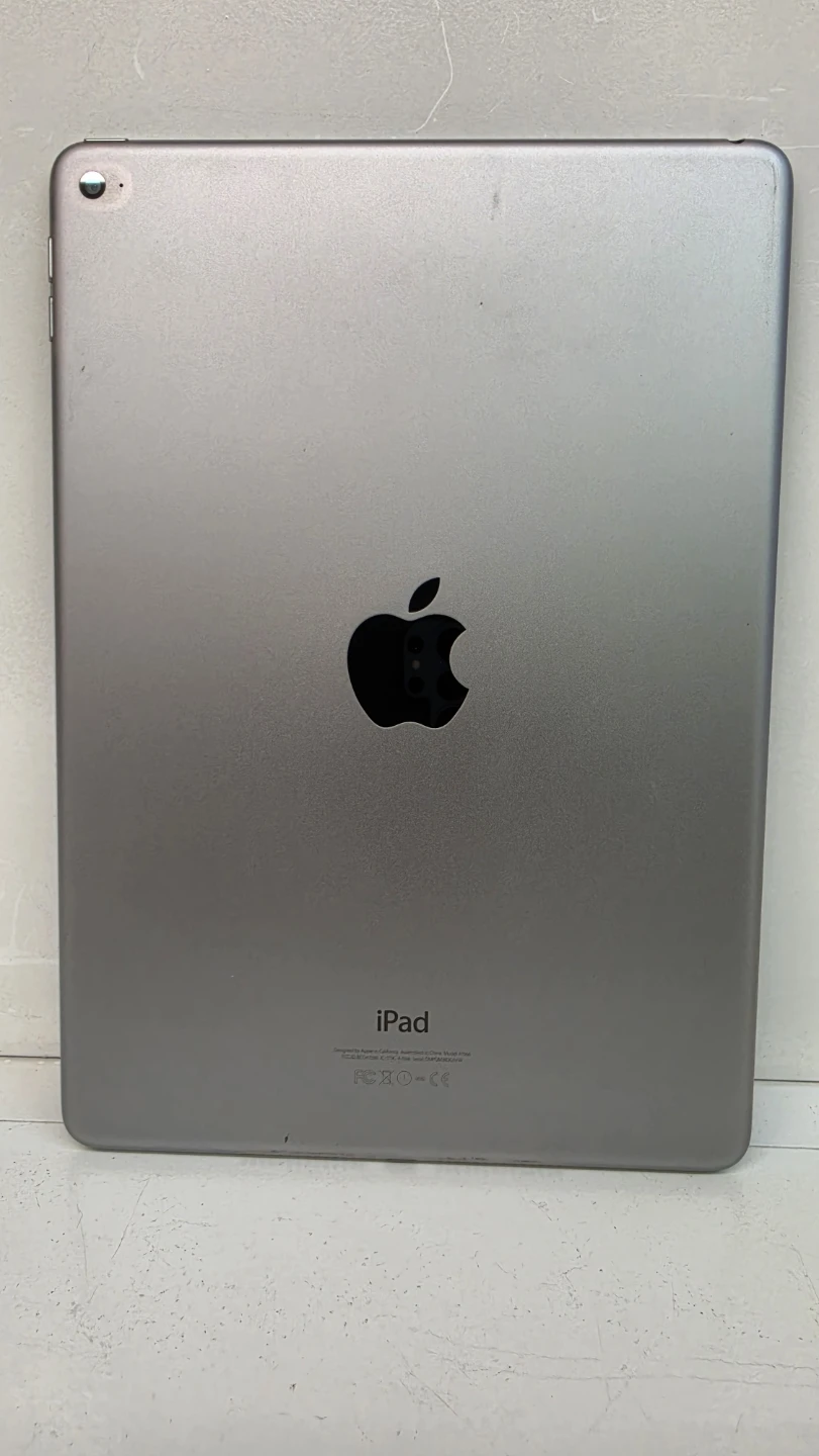 Ipad air 2nd Gen for sale - photo 2