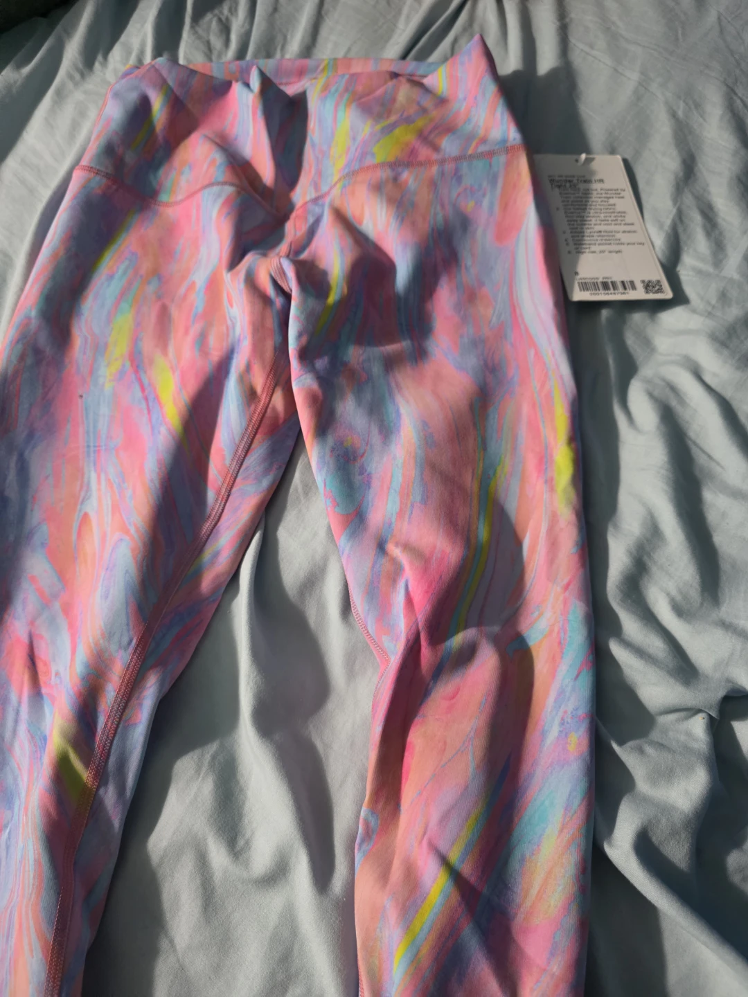 Lululemon Wonder Train HR Tight 25" Multi Swirl Size 6 - photo 2