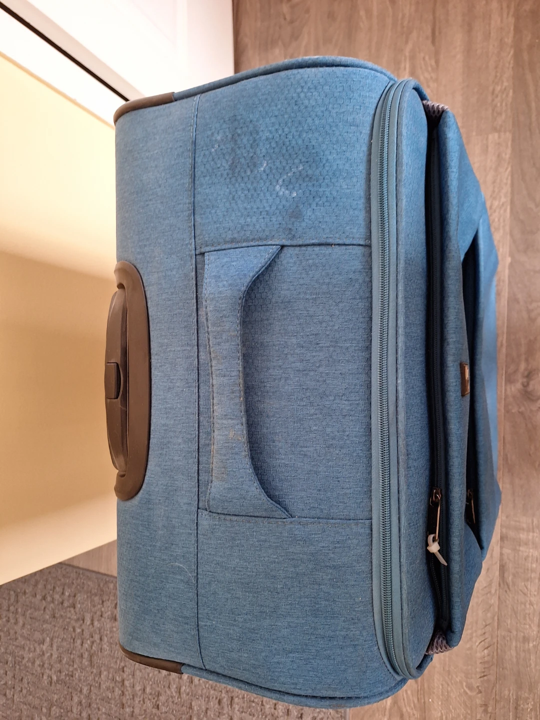 Teal blue Softside Spinner Suitcase - photo 2