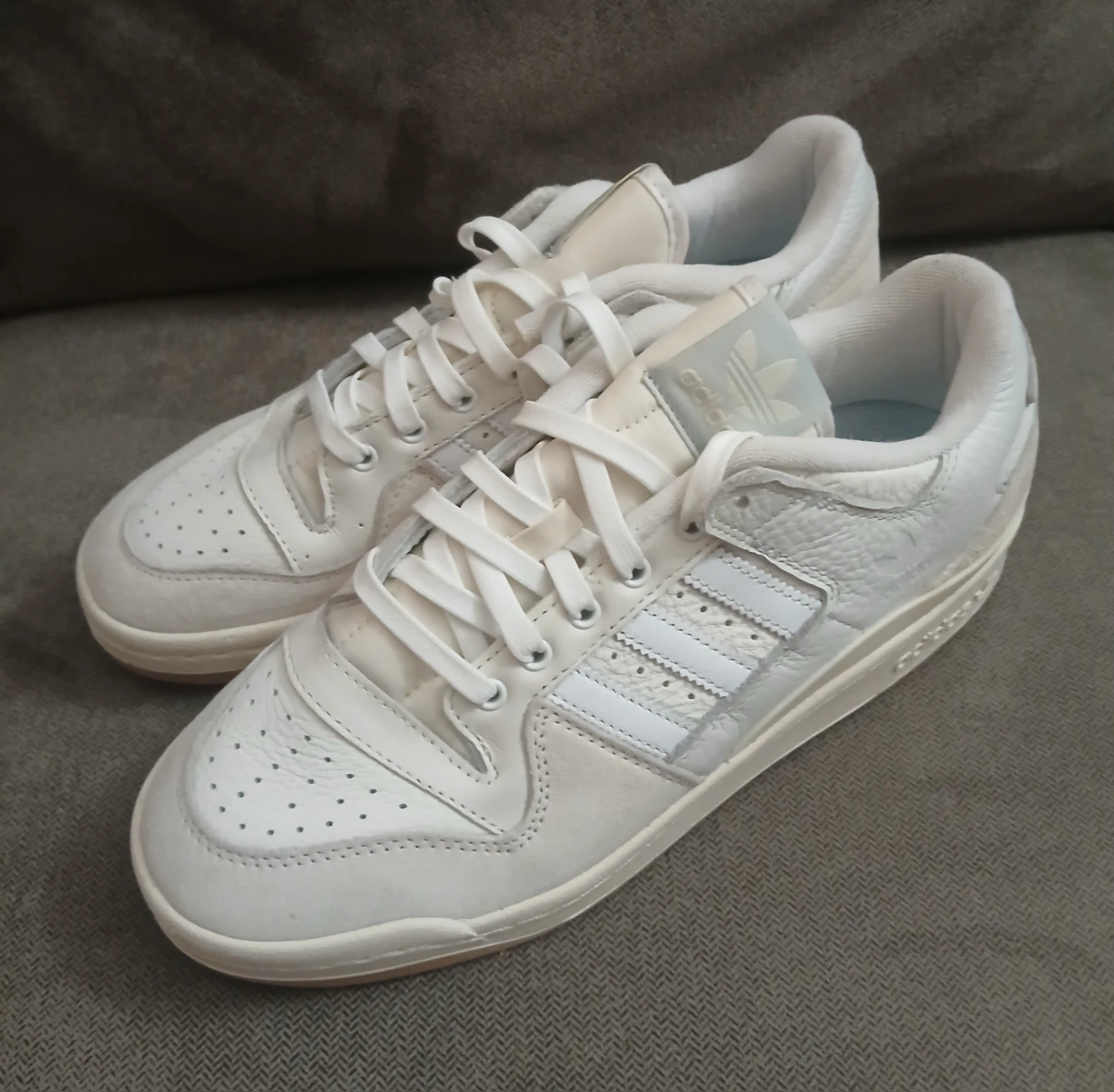 Adidas Sneakers (Size 9)