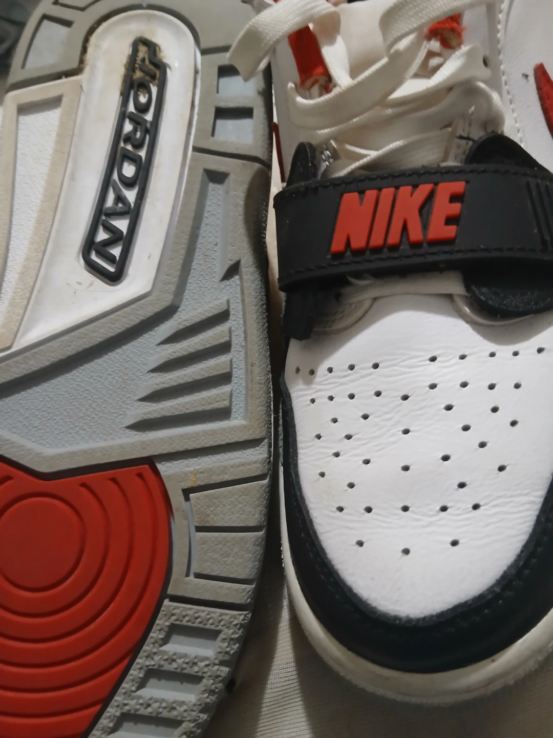Jordan Air 3 Retro TD Size 5.5Y Sneakers - photo 4