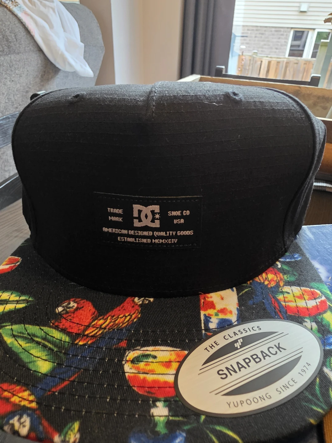 DC and Burton snapback hats set of 2 - photo 3