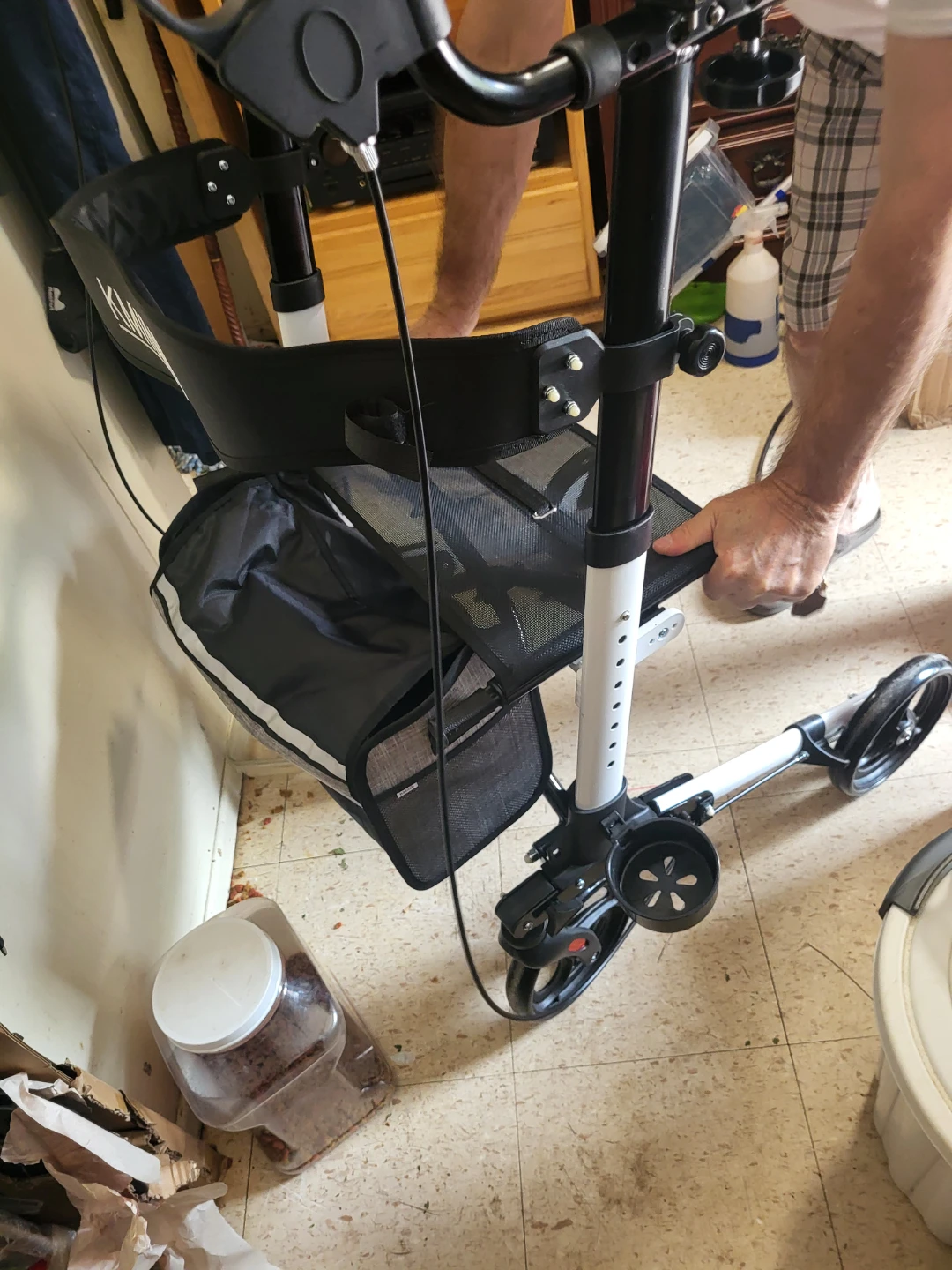 KMINA Upright Rollator Walker - photo 3
