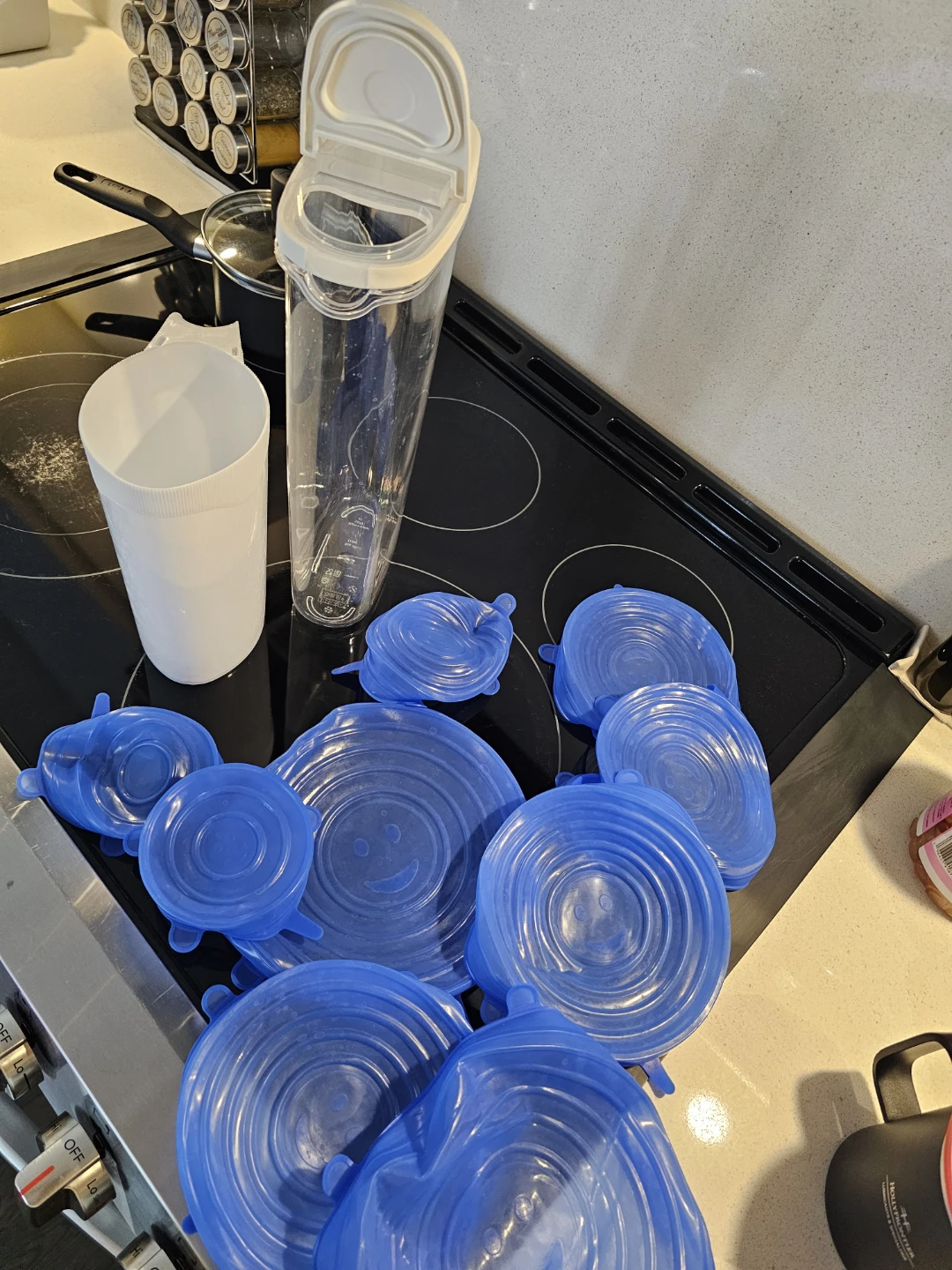 Milk Pitcher and ikea container and Silicone Lids set - photo 3