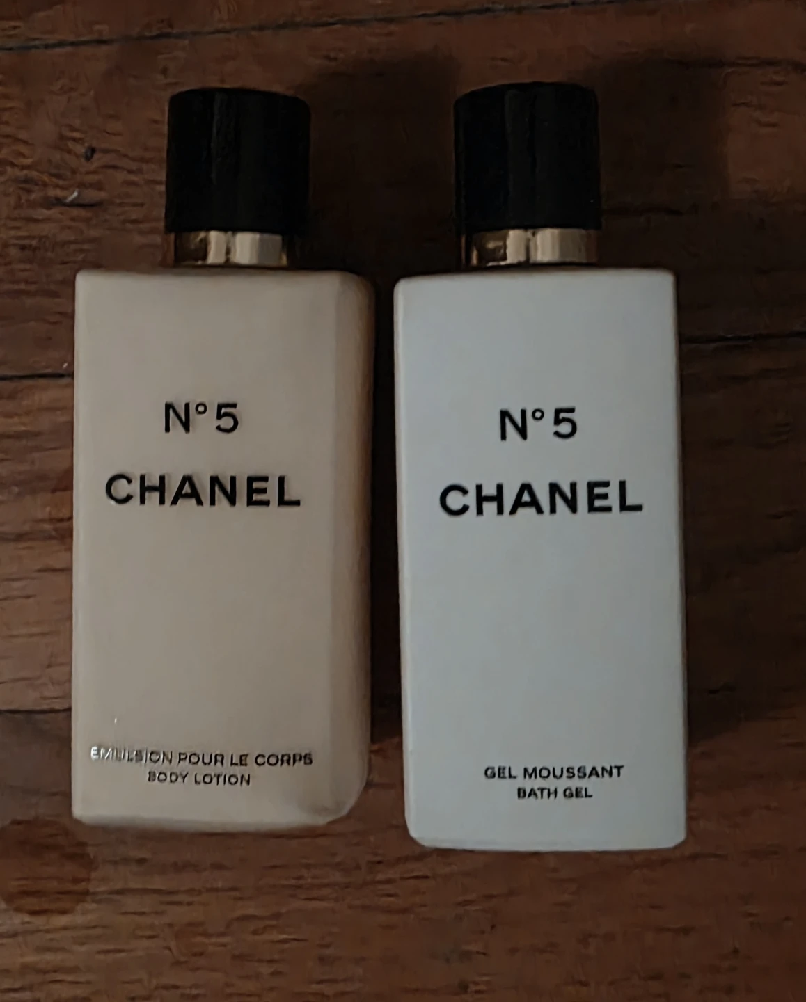 Chanel N°5 Body Lotion & Bath Gel Set