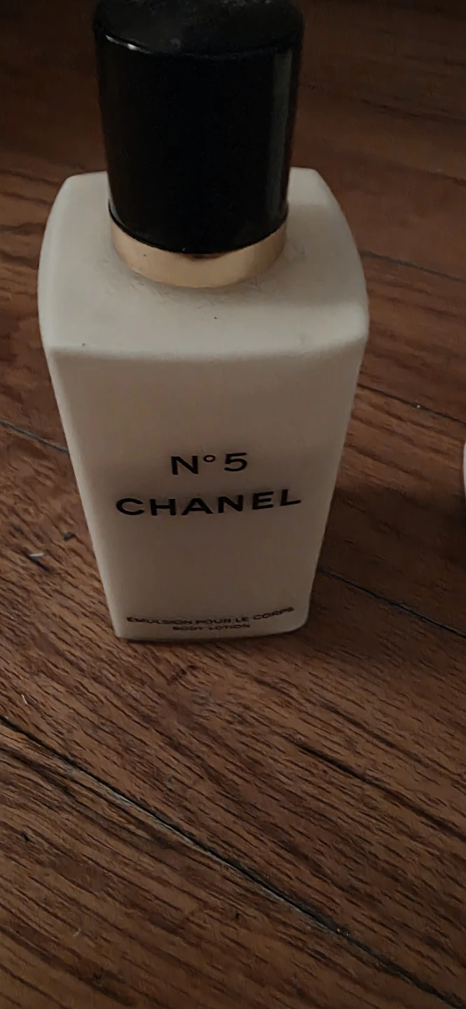 Chanel N°5 Body Lotion & Bath Gel Set - photo 3