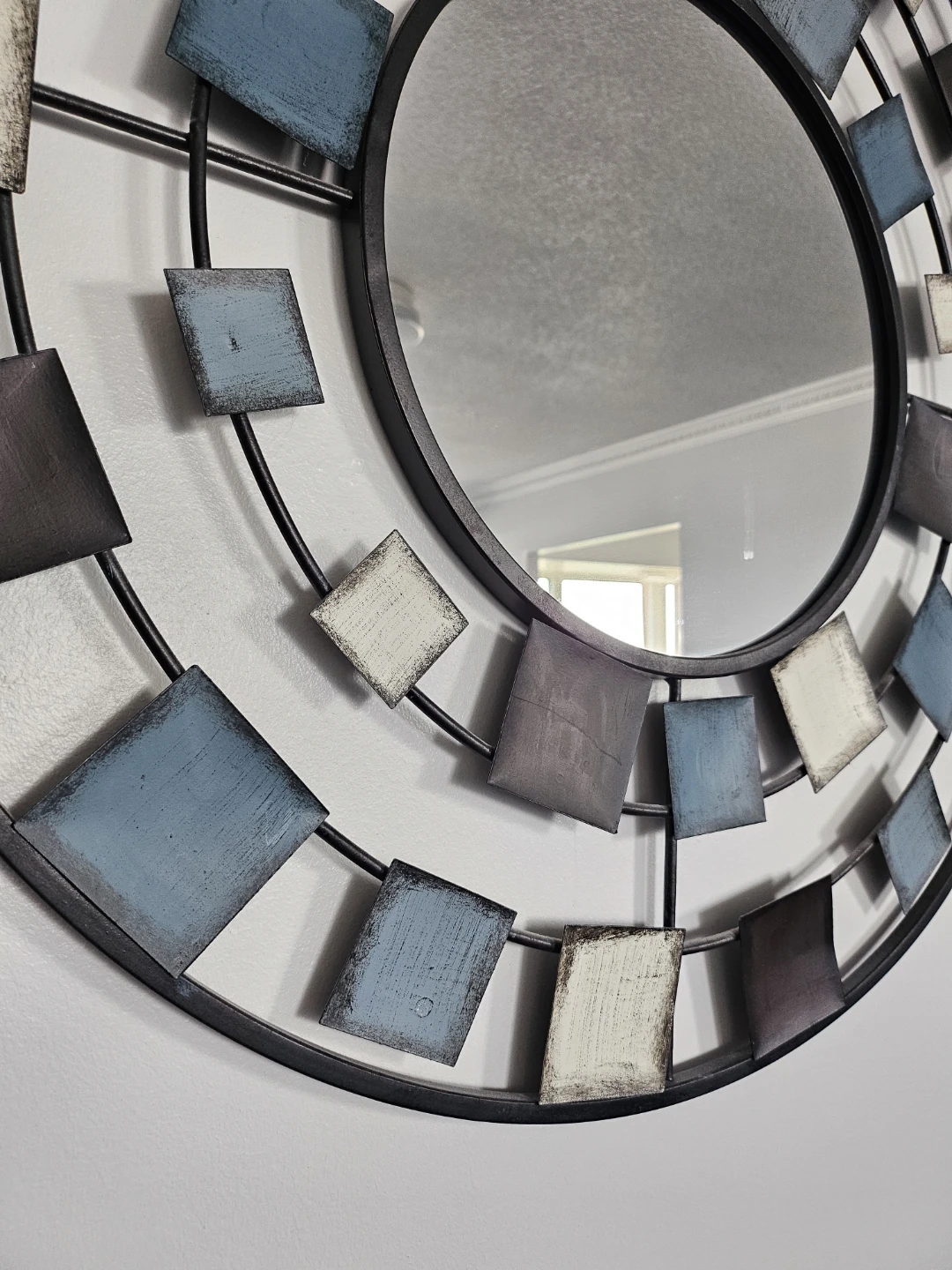 MOVING SALE - Decorative Wall Mirror - photo 4