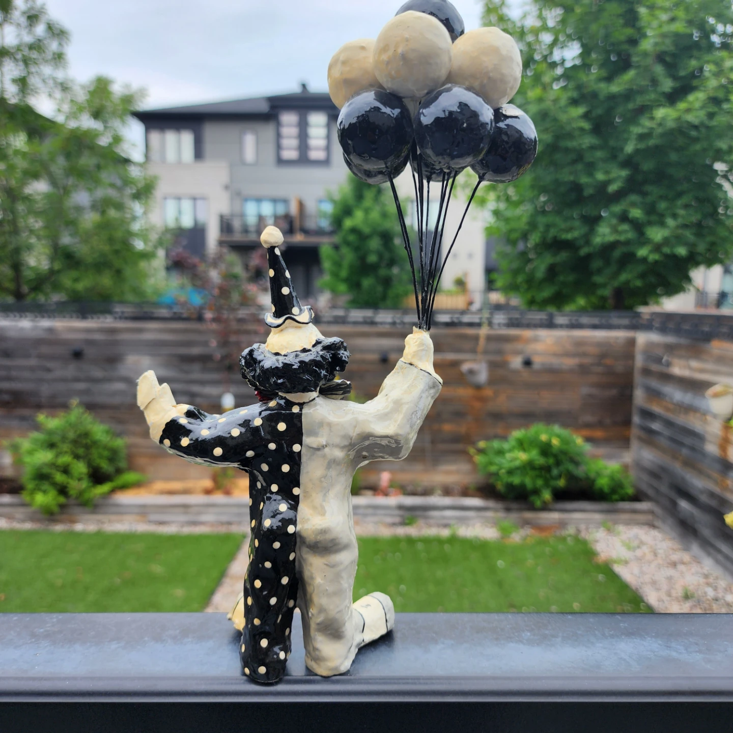 Clown Figurine with Balloons - photo 2