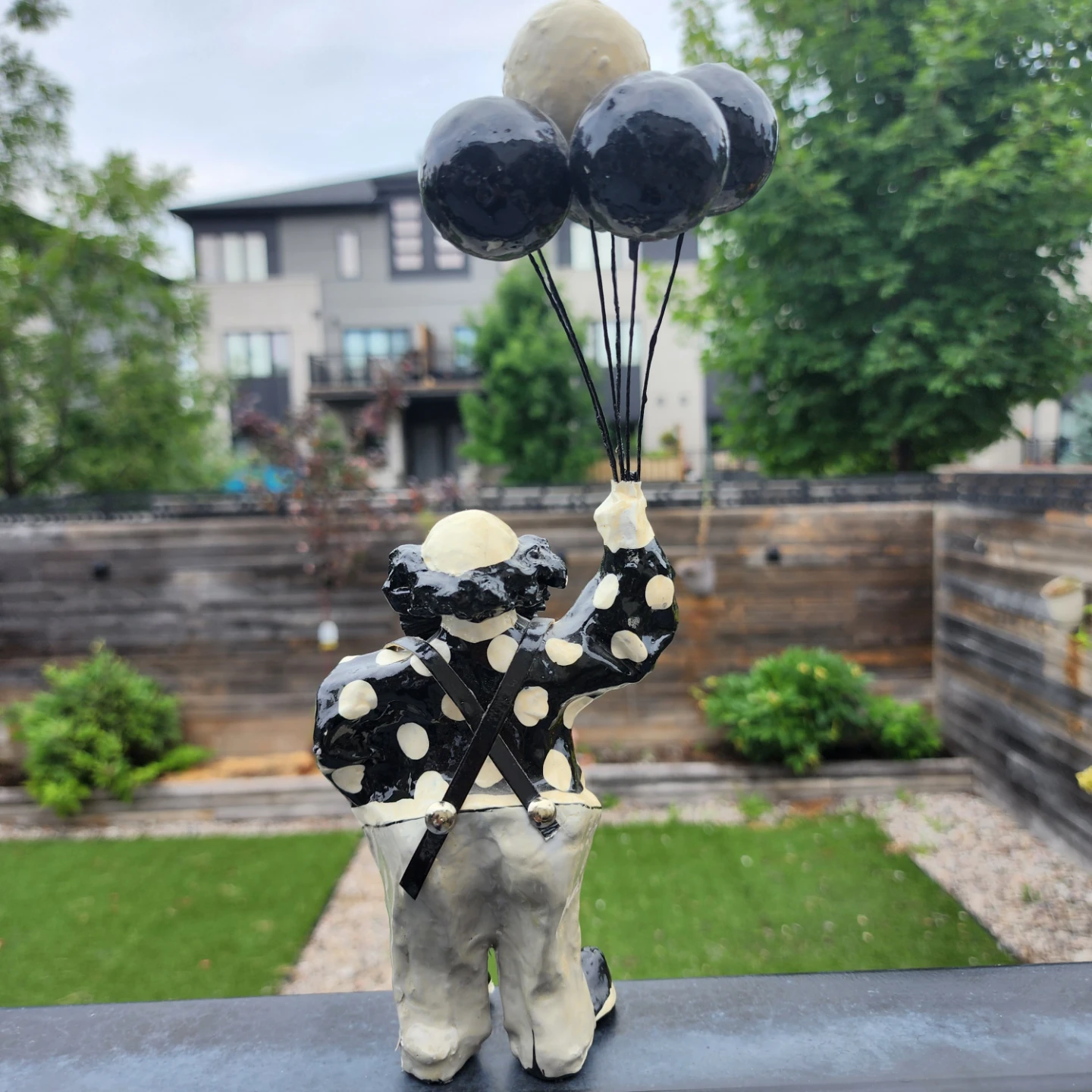 Clown Figurine with Balloons - photo 4