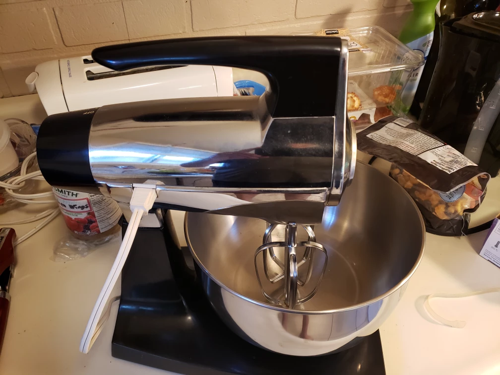 Sunbeam Mixmaster Stand Mixer - photo 2