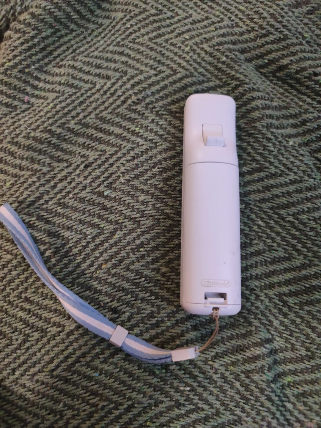 Nintendo Wii Remote Controller with Wrist Strap - photo 2