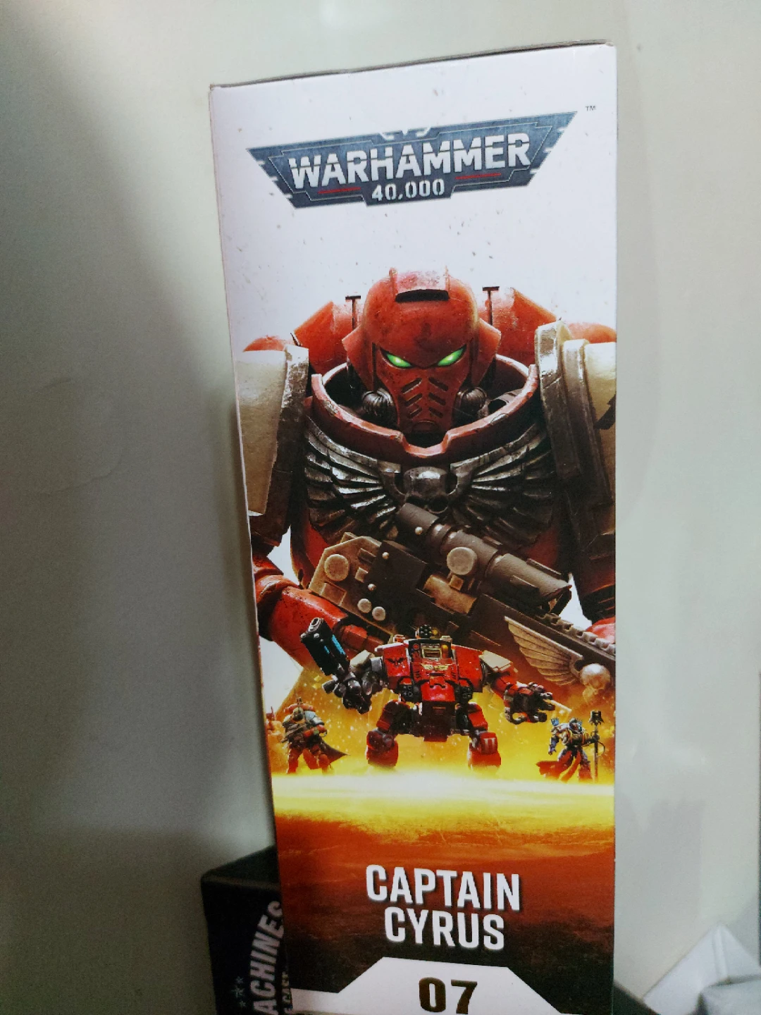 Warhammer 40,000 Captain Cyrus Action Figure - photo 3