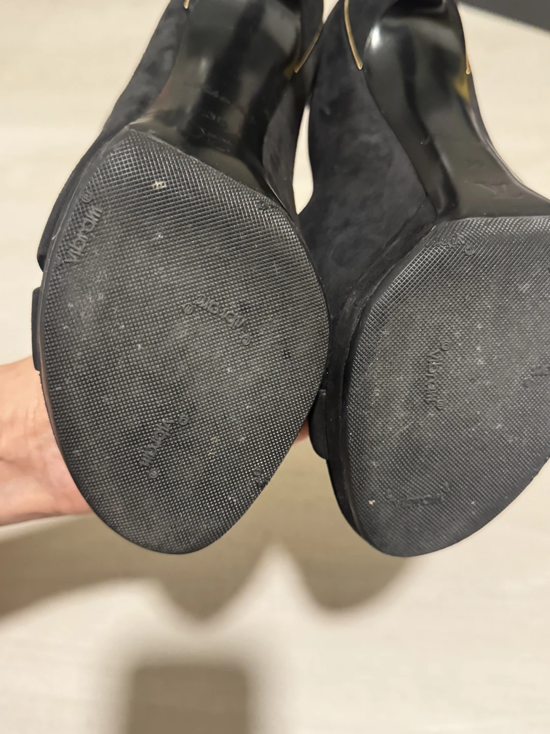 Louis Vuitton Black Heels Size 36 - photo 5