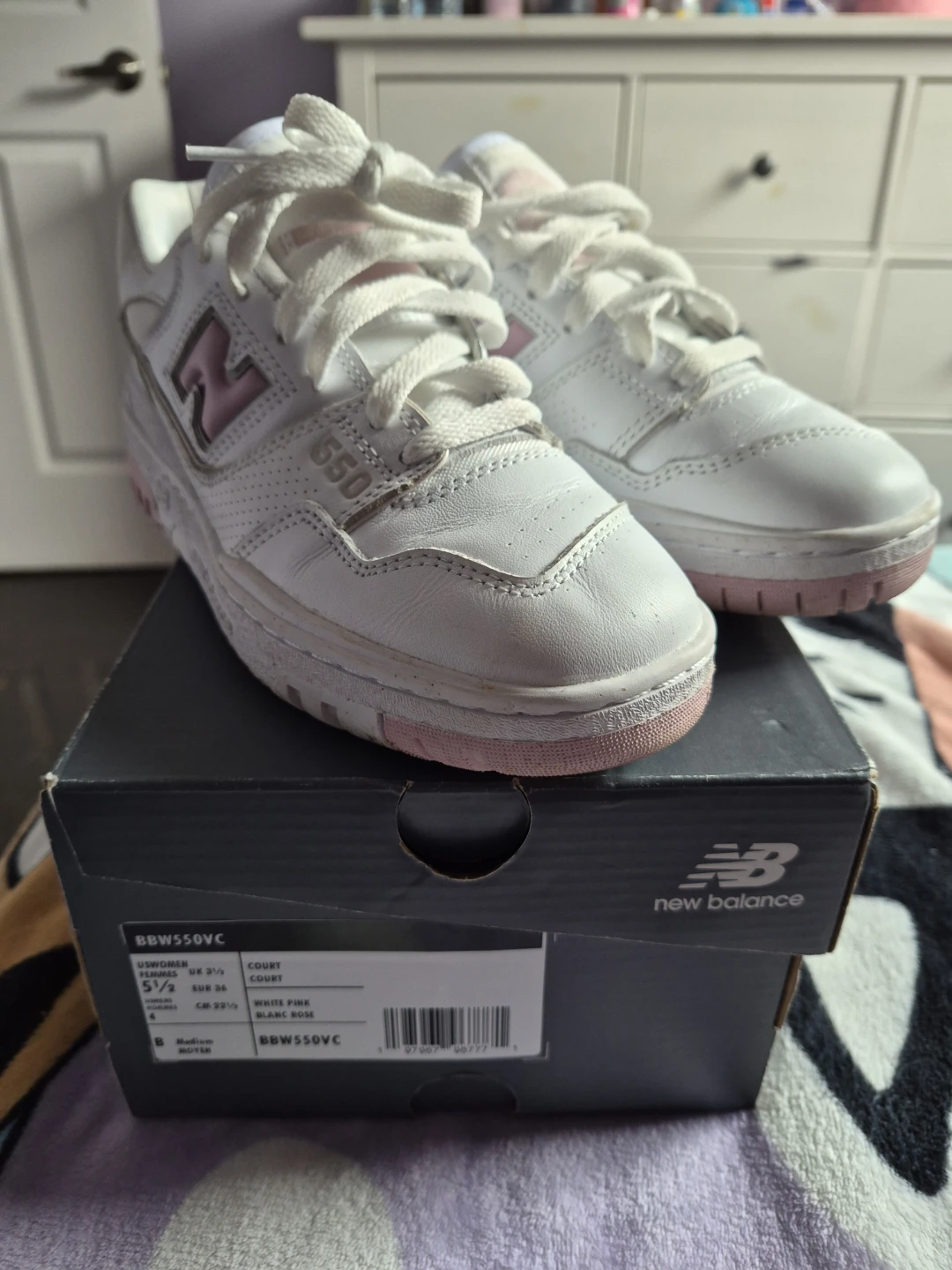 New Balance BBW550VC Women's White/Pink Size 5.5 Sneakers