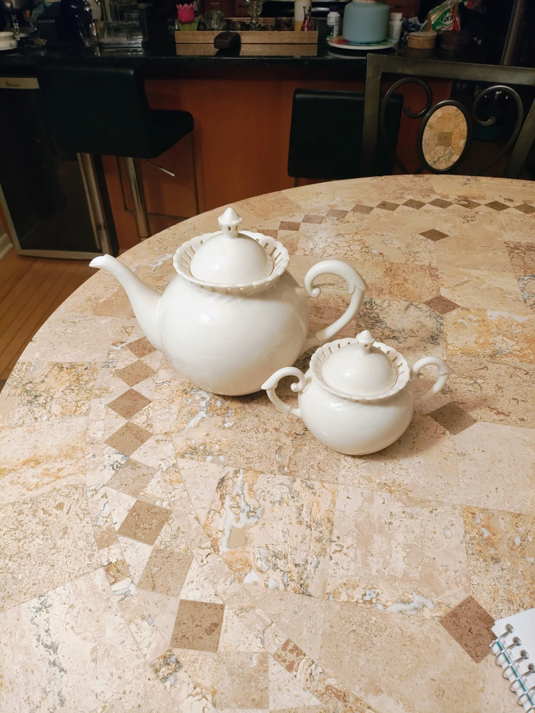 Pepper Tree fine porcelain teapot and Sugar Bowl Set