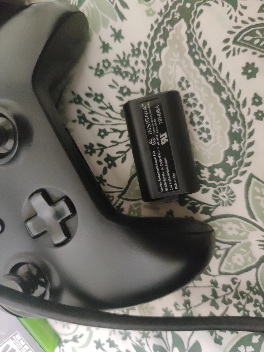 Xbox One Console with Games and Controllers - photo 5