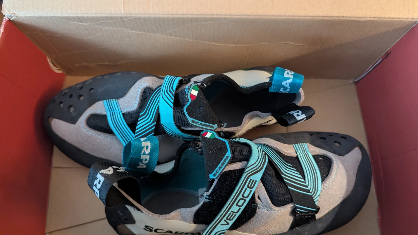 Scarpa Veloce WMN climbing shoes - Size 40EU (8.5US) new - photo 2