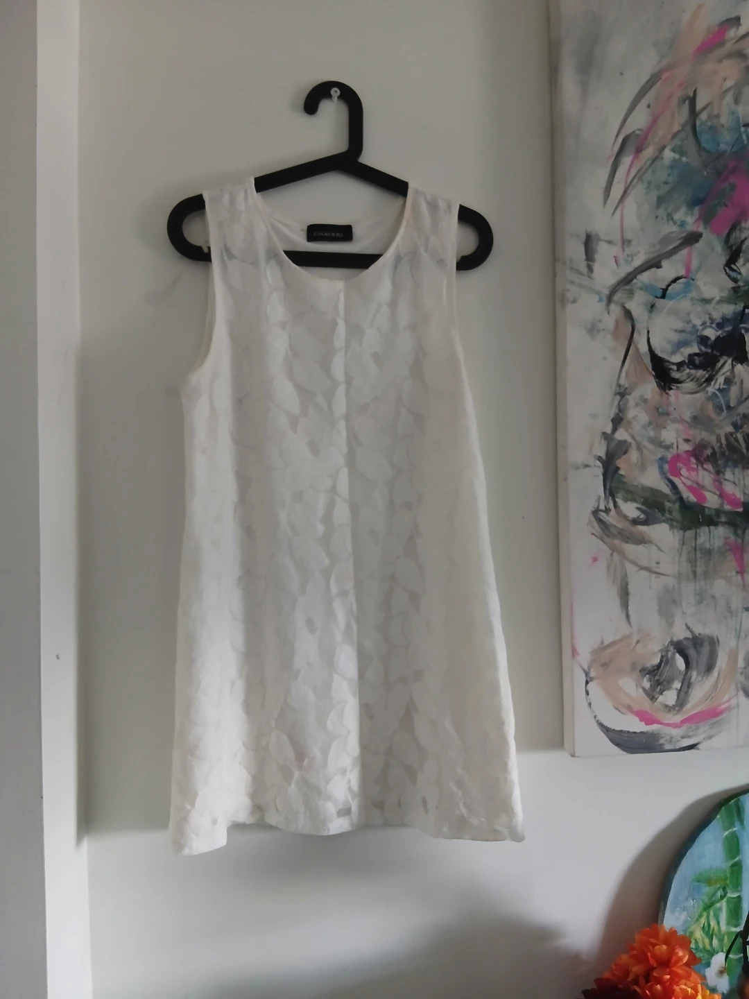 Emanuel White Sleeveless Lace Dress
