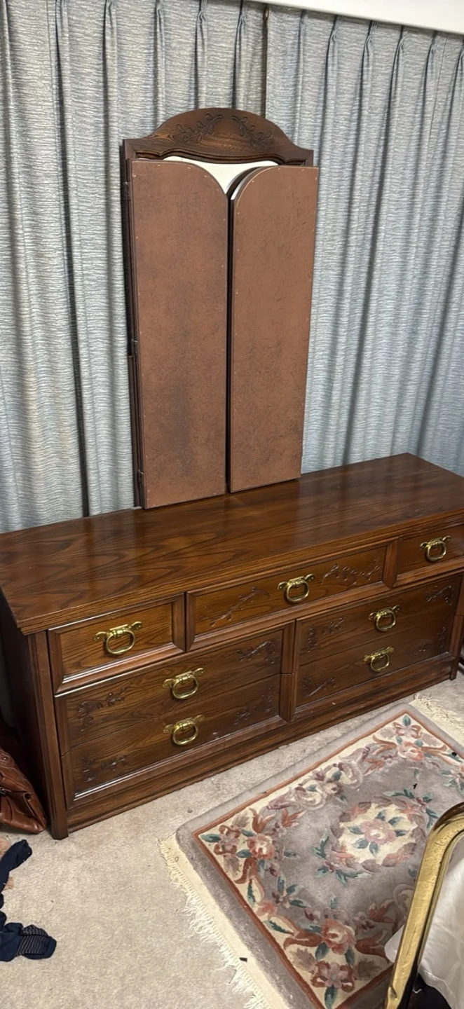 Wooden Dresser with Tri-fold Mirror - photo 5