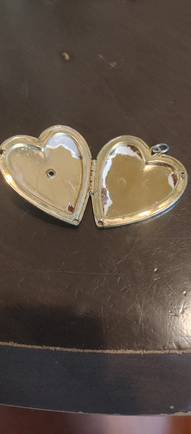 Heart Locket Pendant with Green Stone and Pearls - photo 2