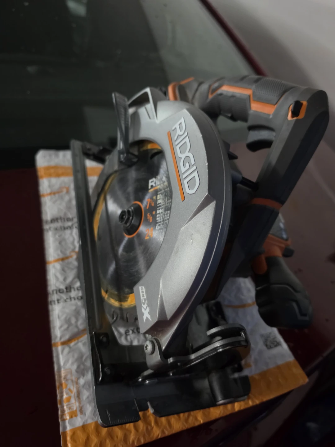 RIDGID 18V Cordless Circular Saw - photo 3
