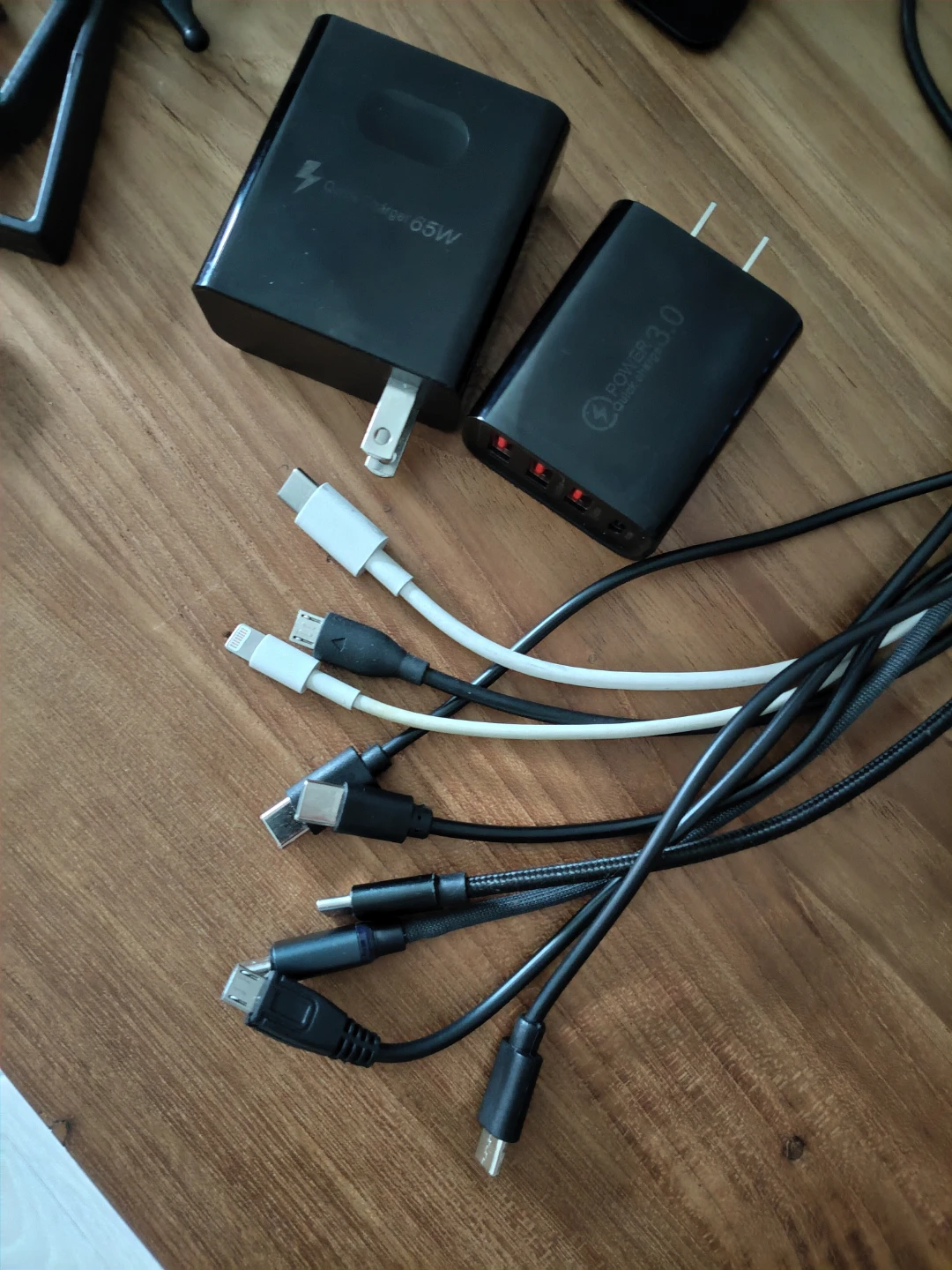 USB Cable Wires, USB Adapters, Phone Holder, Hooks - photo 2