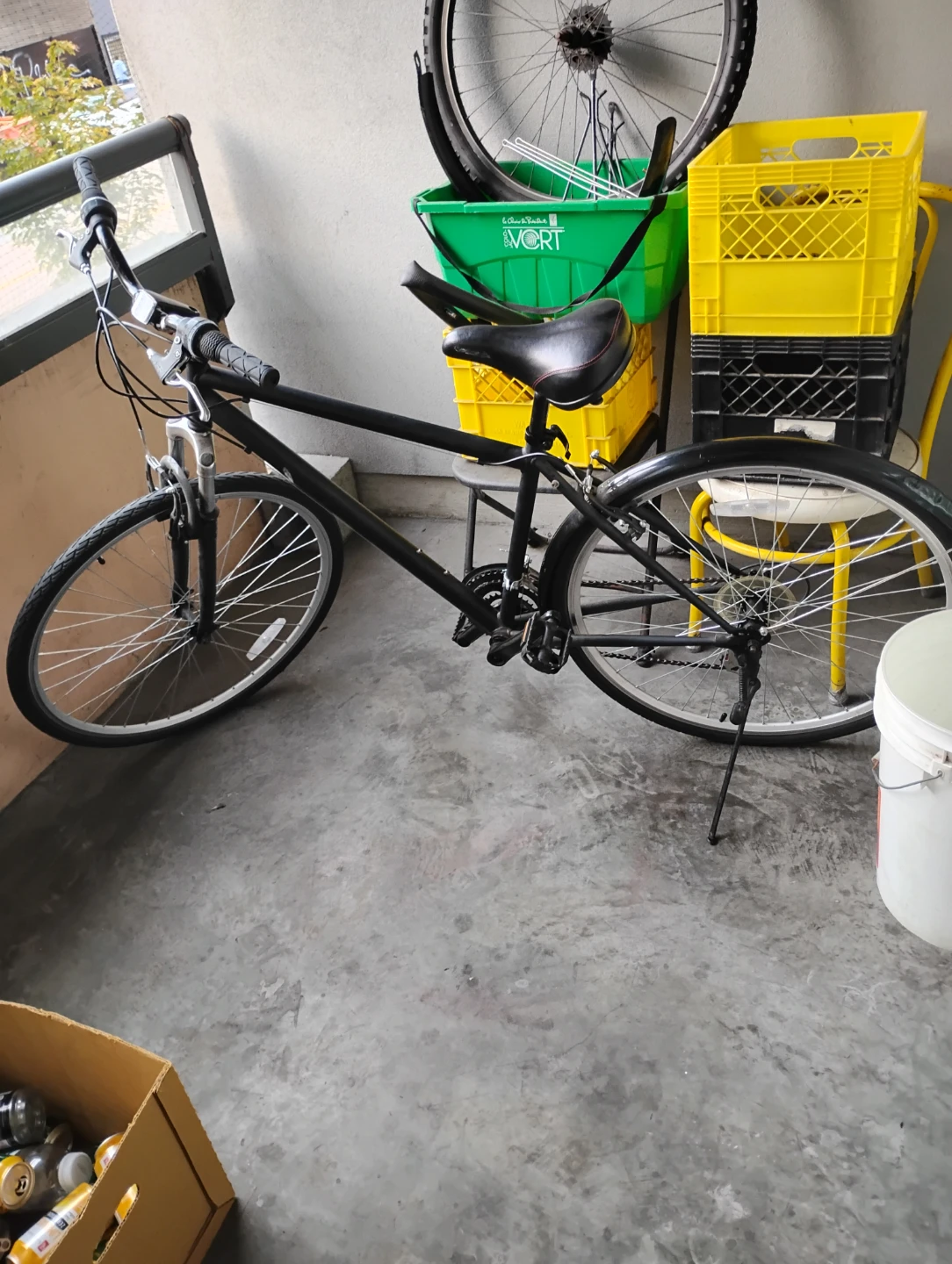 Black Hybrid Bike