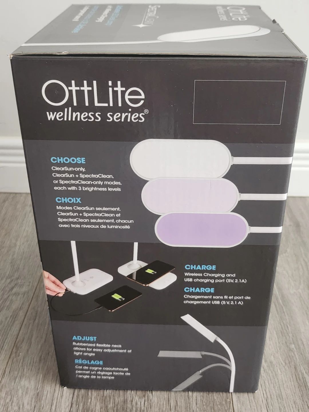 White Lamp with wireless charging - photo 2