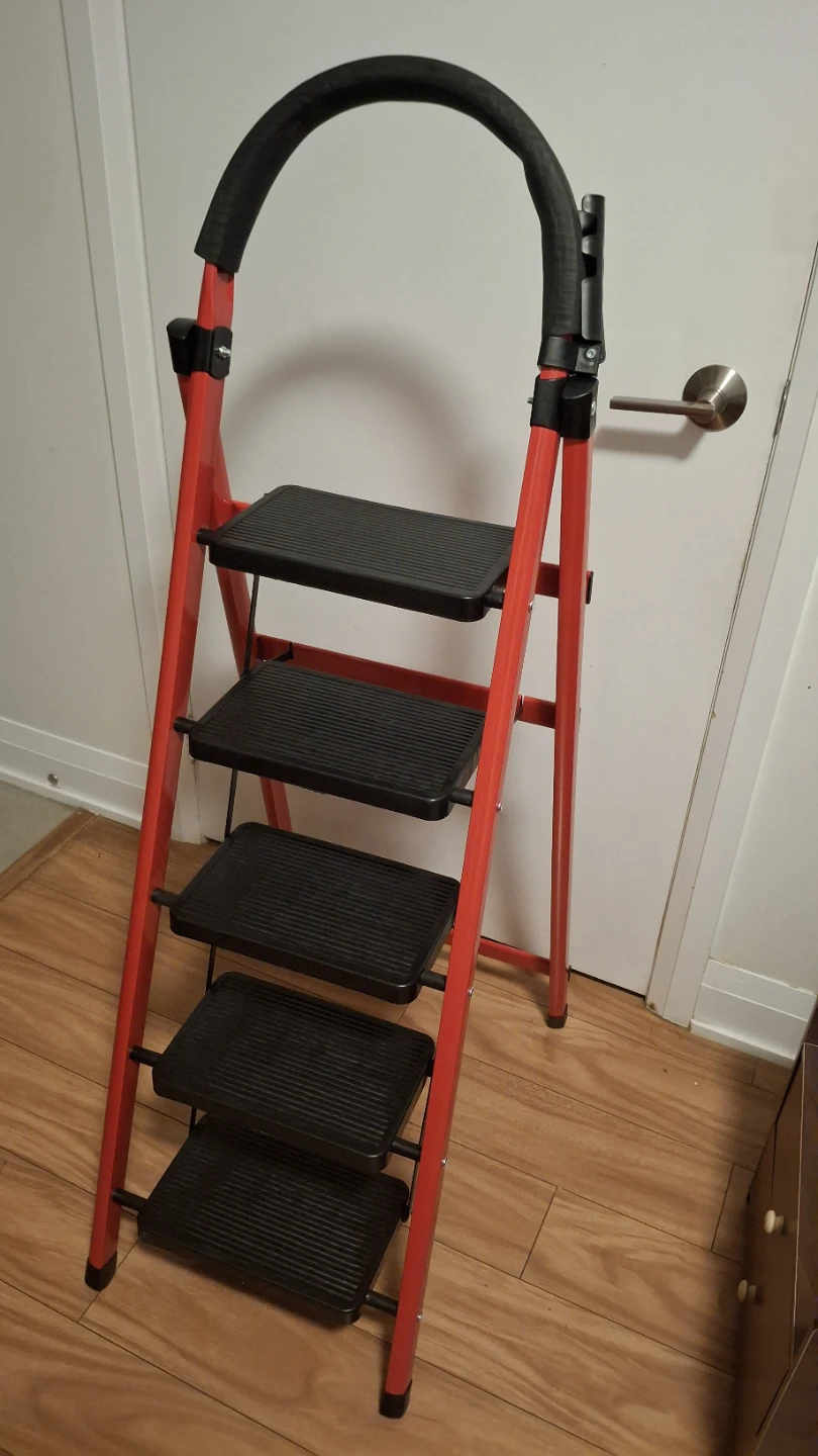 Red 5 Step Folding Ladder with Handle