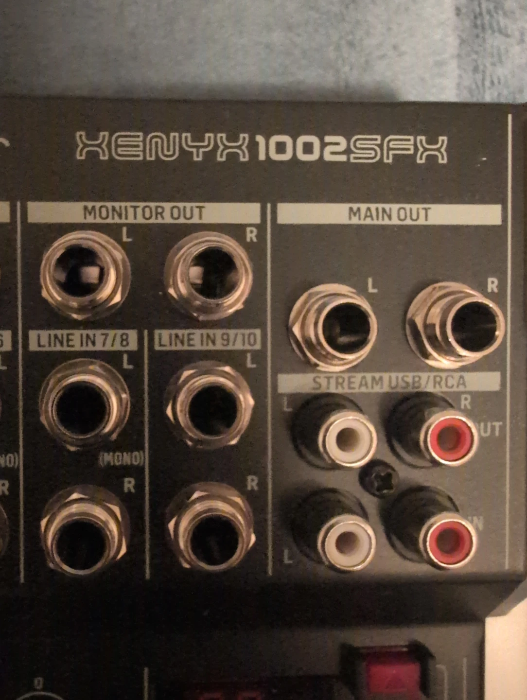 Behringer XENYX 1002SFX(Includes Power Adapter & USB Cable) - photo 2