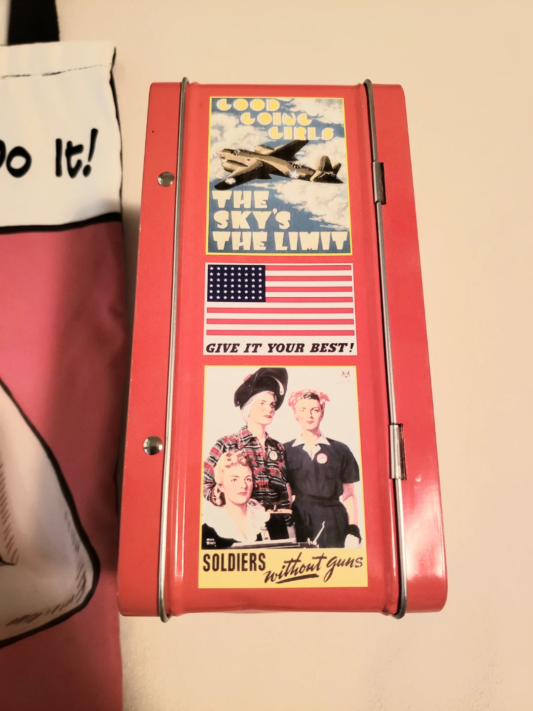 Rosie the Riveter We Can Do It! Tote and Lunch Box $10 - photo 5